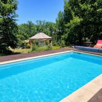 Piscine ouverture début Juin à fin septembre